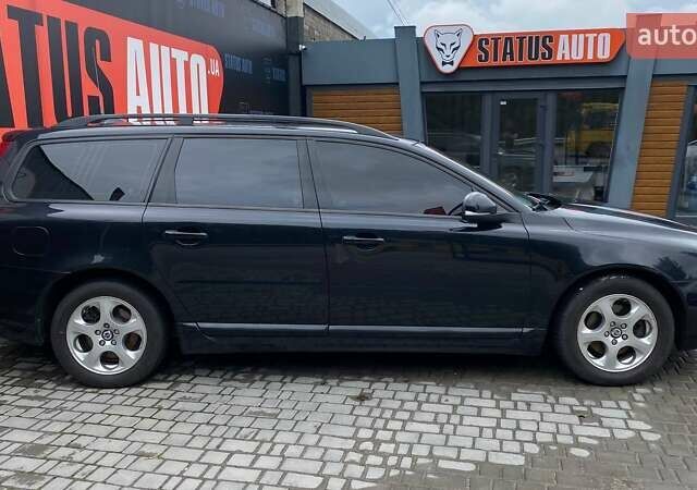 Черный Вольво В70, объемом двигателя 1.56 л и пробегом 310 тыс. км за 9100 $, фото 3 на Automoto.ua