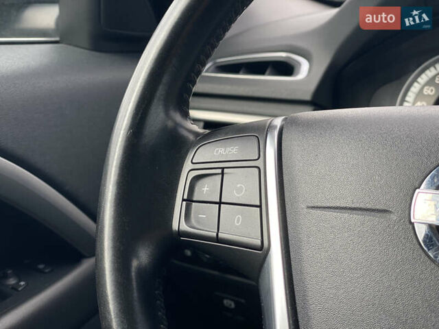 Чорний Вольво V70, об'ємом двигуна 1.6 л та пробігом 235 тис. км за 9300 $, фото 27 на Automoto.ua