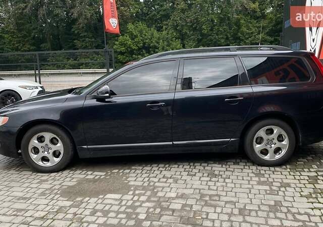 Черный Вольво В70, объемом двигателя 1.56 л и пробегом 310 тыс. км за 9100 $, фото 7 на Automoto.ua
