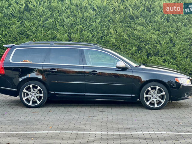 Черный Вольво В70, объемом двигателя 2.4 л и пробегом 288 тыс. км за 15490 $, фото 3 на Automoto.ua