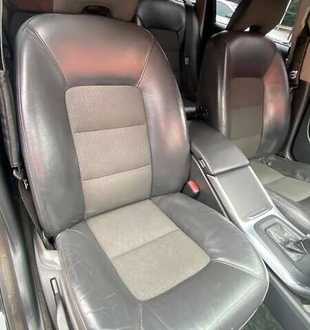 Черный Вольво В70, объемом двигателя 1.56 л и пробегом 310 тыс. км за 9100 $, фото 34 на Automoto.ua