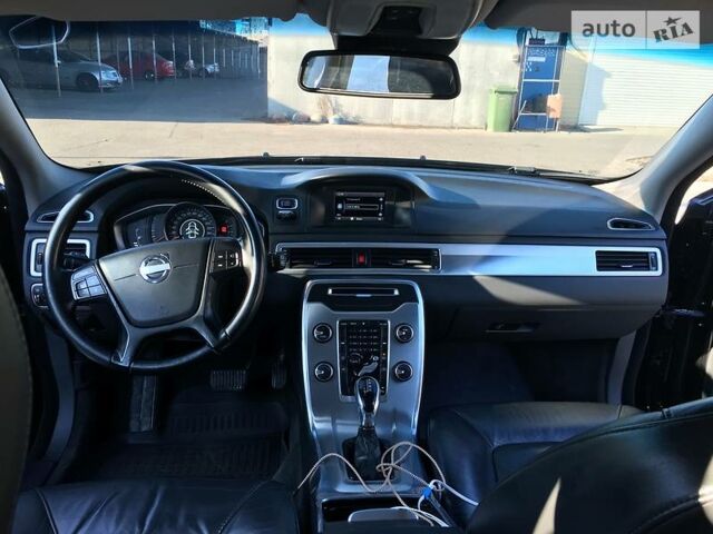 Вольво V70 2013 у Одесі на Automoto.ua Чорний Вольво V70, об'ємом двигуна 2 л та пробігом 190 тис. км за 7000 $, фото 14 на Automoto.ua