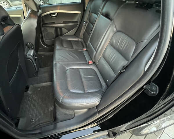 Черный Вольво В70, объемом двигателя 2.4 л и пробегом 288 тыс. км за 15490 $, фото 24 на Automoto.ua