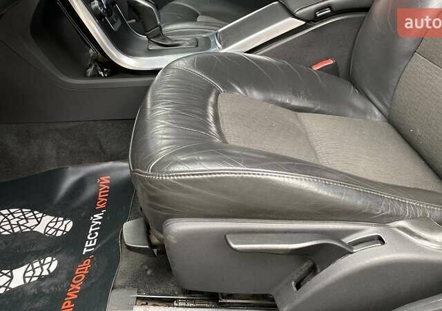 Черный Вольво В70, объемом двигателя 1.56 л и пробегом 310 тыс. км за 9100 $, фото 17 на Automoto.ua