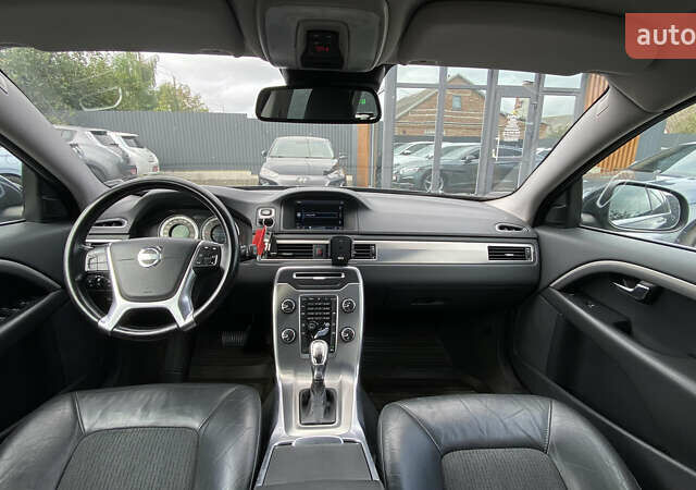 Чорний Вольво V70, об'ємом двигуна 1.6 л та пробігом 235 тис. км за 9300 $, фото 24 на Automoto.ua