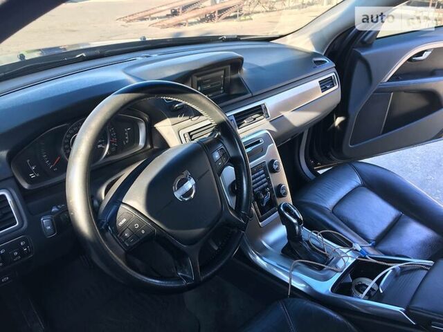 Вольво V70 2013 у Одесі на Automoto.ua Чорний Вольво V70, об'ємом двигуна 2 л та пробігом 190 тис. км за 7000 $, фото 11 на Automoto.ua