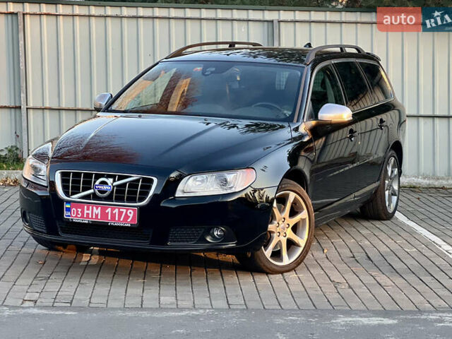 Черный Вольво В70, объемом двигателя 2.4 л и пробегом 288 тыс. км за 15490 $, фото 1 на Automoto.ua