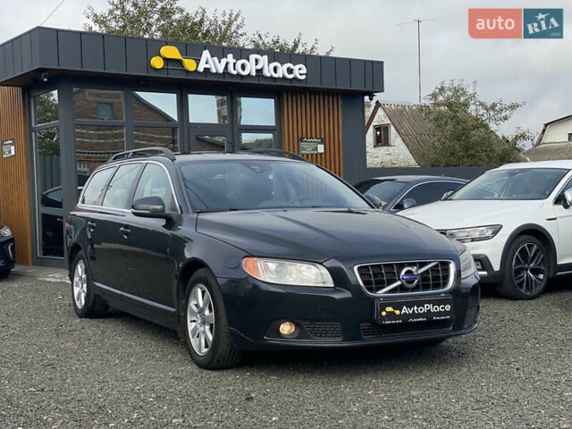 Чорний Вольво V70, об'ємом двигуна 1.6 л та пробігом 235 тис. км за 9300 $, фото 1 на Automoto.ua