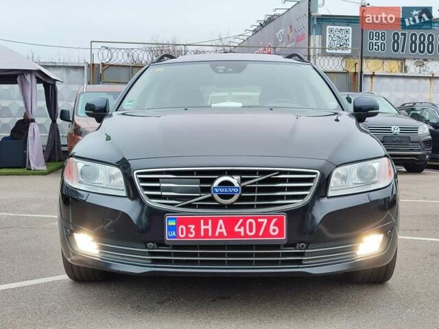 Черный Вольво В70, объемом двигателя 2 л и пробегом 215 тыс. км за 15500 $, фото 5 на Automoto.ua