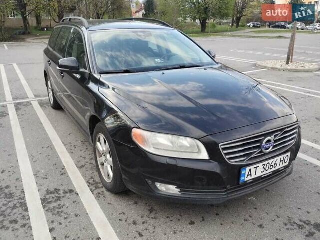 Черный Вольво В70, объемом двигателя 2 л и пробегом 190 тыс. км за 11357 $, фото 14 на Automoto.ua