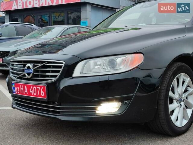 Черный Вольво В70, объемом двигателя 2 л и пробегом 215 тыс. км за 15500 $, фото 2 на Automoto.ua