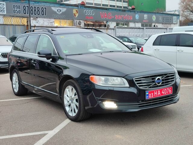 Черный Вольво В70, объемом двигателя 2 л и пробегом 215 тыс. км за 15500 $, фото 4 на Automoto.ua