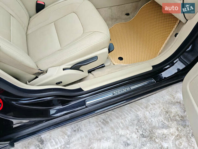 Черный Вольво В70, объемом двигателя 2 л и пробегом 270 тыс. км за 14999 $, фото 54 на Automoto.ua