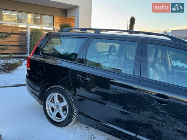 Черный Вольво В70, объемом двигателя 2 л и пробегом 234 тыс. км за 12700 $, фото 9 на Automoto.ua