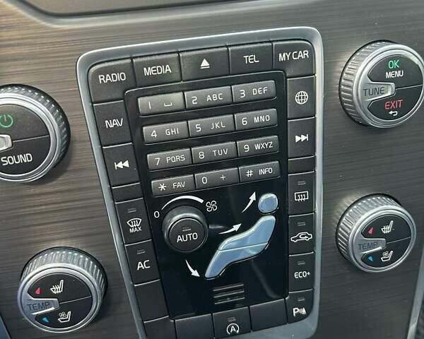 Чорний Вольво V70, об'ємом двигуна 2 л та пробігом 254 тис. км за 14500 $, фото 9 на Automoto.ua