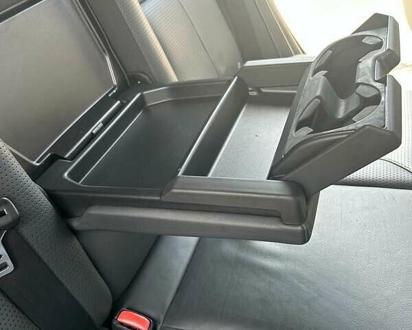 Чорний Вольво V70, об'ємом двигуна 2 л та пробігом 254 тис. км за 14500 $, фото 24 на Automoto.ua