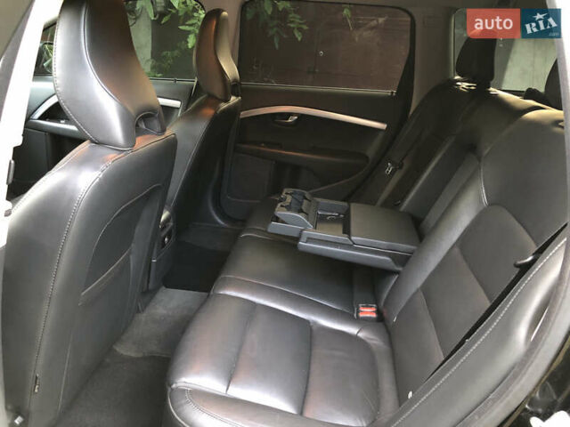 Черный Вольво В70, объемом двигателя 1.97 л и пробегом 280 тыс. км за 7300 $, фото 8 на Automoto.ua