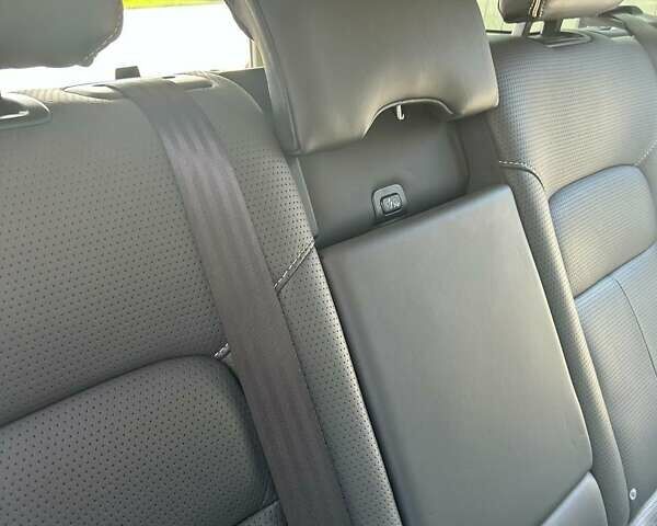 Чорний Вольво V70, об'ємом двигуна 2 л та пробігом 254 тис. км за 14500 $, фото 19 на Automoto.ua