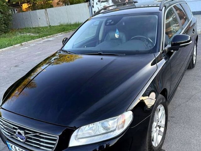 Черный Вольво В70, объемом двигателя 2 л и пробегом 0 тыс. км за 13000 $, фото 8 на Automoto.ua