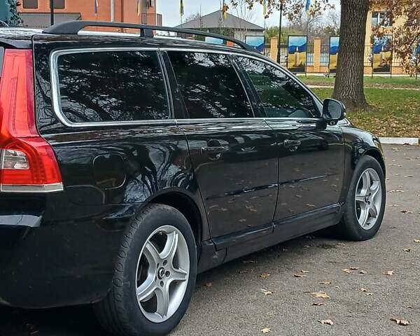 Черный Вольво В70, объемом двигателя 2 л и пробегом 236 тыс. км за 10200 $, фото 2 на Automoto.ua
