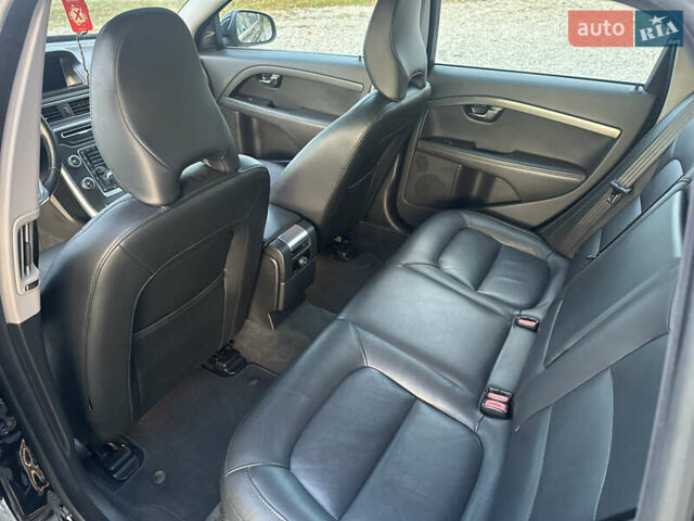 Вольво В70 2016 в Ивано-Франковске на Automoto.ua Черный Вольво В70, объемом двигателя 2 л и пробегом 241 тыс. км за 12000 $, фото 20 на Automoto.ua