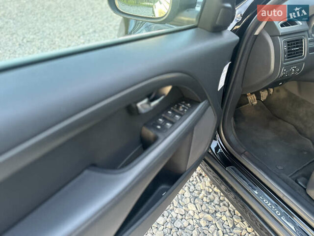 Вольво В70 2016 в Ивано-Франковске на Automoto.ua Черный Вольво В70, объемом двигателя 2 л и пробегом 241 тыс. км за 12000 $, фото 19 на Automoto.ua
