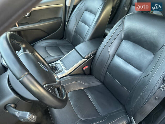 Вольво В70 2016 в Ивано-Франковске на Automoto.ua Черный Вольво В70, объемом двигателя 2 л и пробегом 241 тыс. км за 12000 $, фото 15 на Automoto.ua