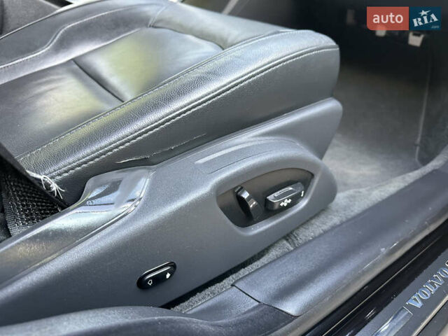 Чорний Вольво V70, об'ємом двигуна 2 л та пробігом 238 тис. км за 11777 $, фото 60 на Automoto.ua