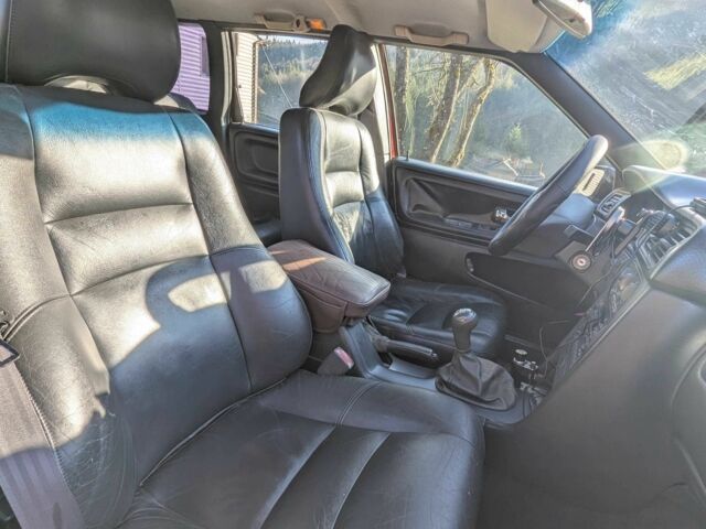 Фиолетовый Вольво В70, объемом двигателя 2.4 л и пробегом 380 тыс. км за 2608 $, фото 8 на Automoto.ua