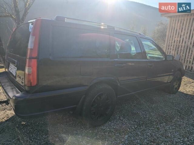 Фиолетовый Вольво В70, объемом двигателя 2.4 л и пробегом 360 тыс. км за 3000 $, фото 4 на Automoto.ua