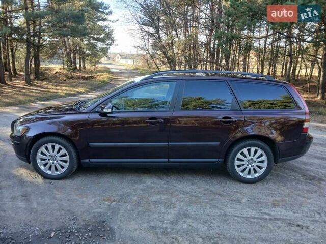 Фиолетовый Вольво В70, объемом двигателя 2 л и пробегом 300 тыс. км за 4999 $, фото 7 на Automoto.ua