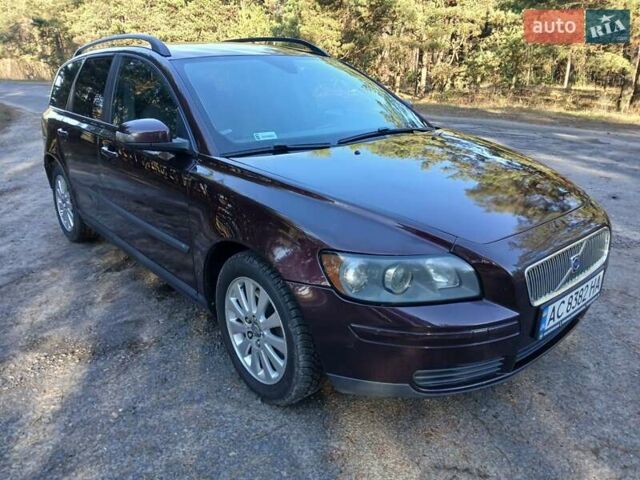 Фиолетовый Вольво В70, объемом двигателя 2 л и пробегом 300 тыс. км за 4999 $, фото 4 на Automoto.ua