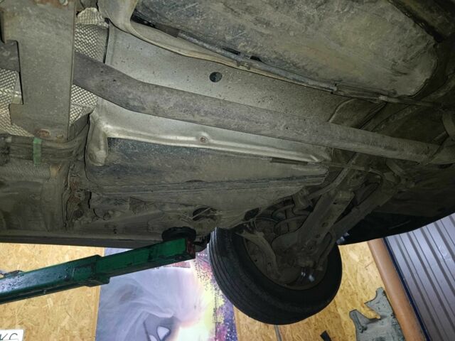 Коричневый Вольво В70, объемом двигателя 2.4 л и пробегом 500 тыс. км за 3100 $, фото 15 на Automoto.ua