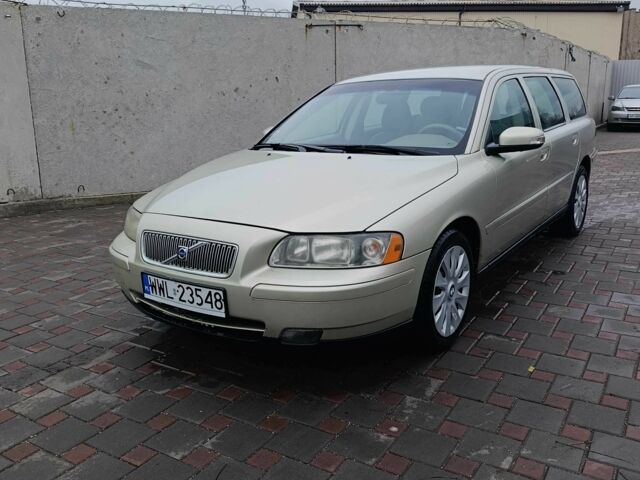 Коричневый Вольво В70, объемом двигателя 2.4 л и пробегом 500 тыс. км за 3000 $, фото 12 на Automoto.ua