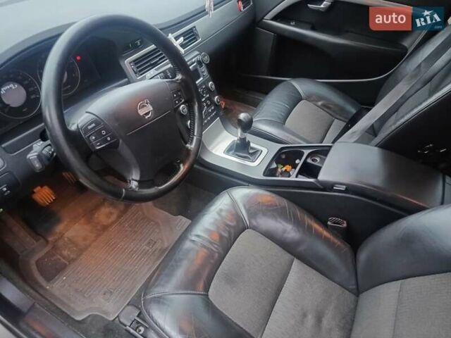 Коричневий Вольво V70, об'ємом двигуна 2 л та пробігом 297 тис. км за 6900 $, фото 13 на Automoto.ua