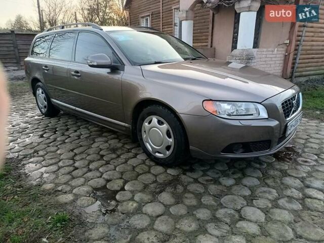Коричневий Вольво V70, об'ємом двигуна 2 л та пробігом 297 тис. км за 6900 $, фото 4 на Automoto.ua