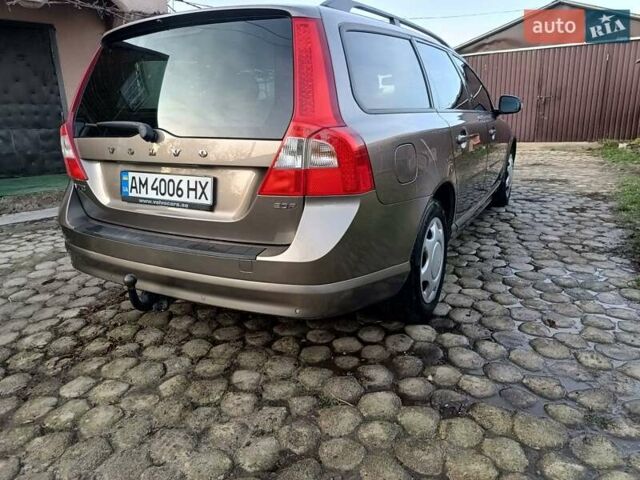 Коричневий Вольво V70, об'ємом двигуна 2 л та пробігом 297 тис. км за 6900 $, фото 6 на Automoto.ua