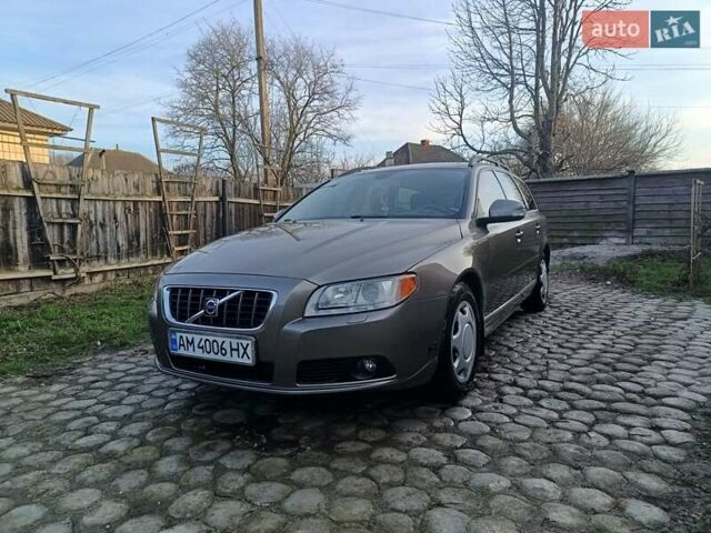Коричневий Вольво V70, об'ємом двигуна 2 л та пробігом 297 тис. км за 6900 $, фото 11 на Automoto.ua