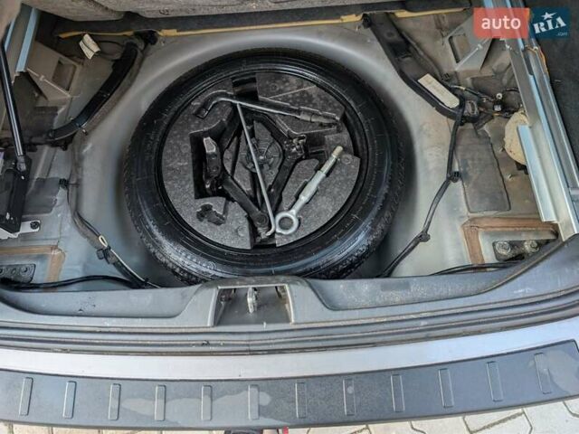 Коричневий Вольво V70, об'ємом двигуна 1.56 л та пробігом 279 тис. км за 8800 $, фото 15 на Automoto.ua