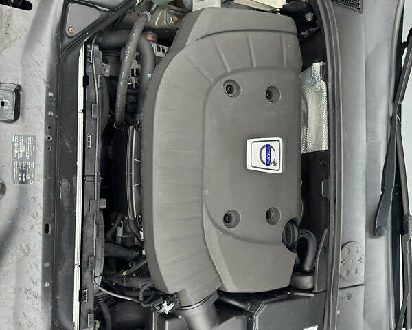 Коричневый Вольво В70, объемом двигателя 2.4 л и пробегом 203 тыс. км за 17500 $, фото 57 на Automoto.ua