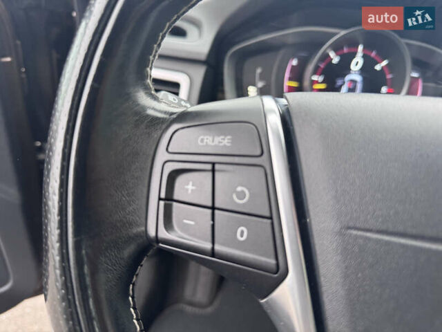 Коричневый Вольво В70, объемом двигателя 2.4 л и пробегом 203 тыс. км за 17500 $, фото 39 на Automoto.ua