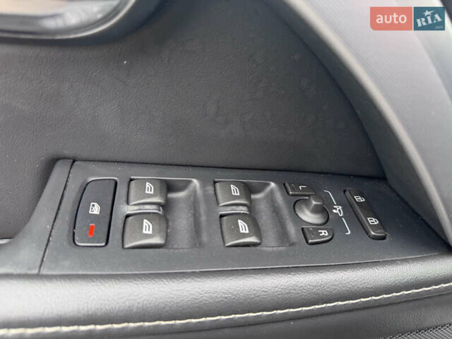 Коричневый Вольво В70, объемом двигателя 2.4 л и пробегом 203 тыс. км за 17500 $, фото 43 на Automoto.ua