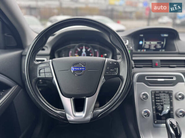 Коричневый Вольво В70, объемом двигателя 2.4 л и пробегом 203 тыс. км за 17500 $, фото 36 на Automoto.ua