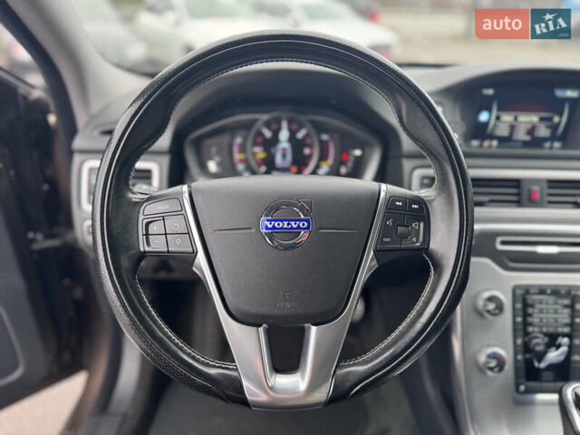 Коричневый Вольво В70, объемом двигателя 2.4 л и пробегом 203 тыс. км за 17500 $, фото 37 на Automoto.ua