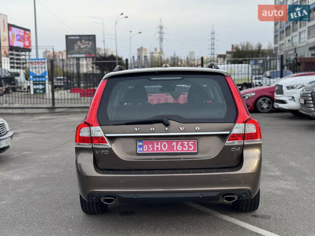 Коричневий Вольво V70, об'ємом двигуна 2 л та пробігом 215 тис. км за 16400 $, фото 4 на Automoto.ua
