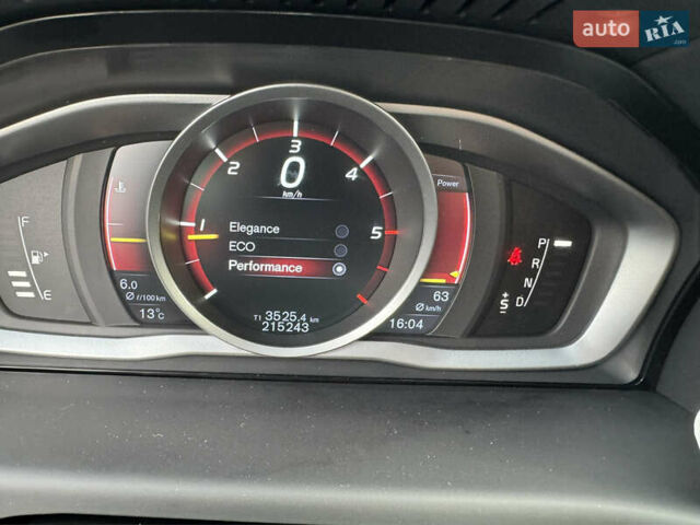 Коричневий Вольво V70, об'ємом двигуна 2 л та пробігом 215 тис. км за 16400 $, фото 48 на Automoto.ua