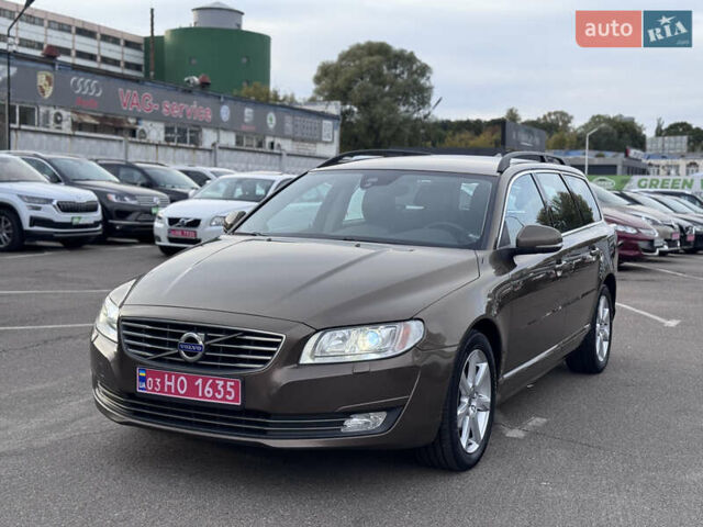 Коричневий Вольво V70, об'ємом двигуна 2 л та пробігом 215 тис. км за 16400 $, фото 7 на Automoto.ua