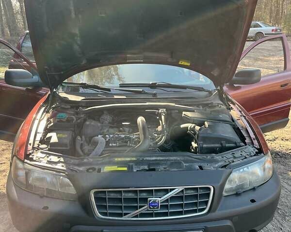 Красный Вольво В70, объемом двигателя 2.43 л и пробегом 298 тыс. км за 4750 $, фото 9 на Automoto.ua