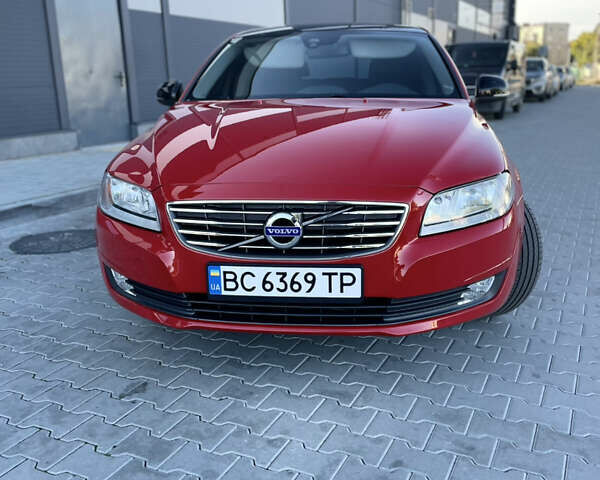 Красный Вольво В70, объемом двигателя 1.56 л и пробегом 290 тыс. км за 9999 $, фото 31 на Automoto.ua