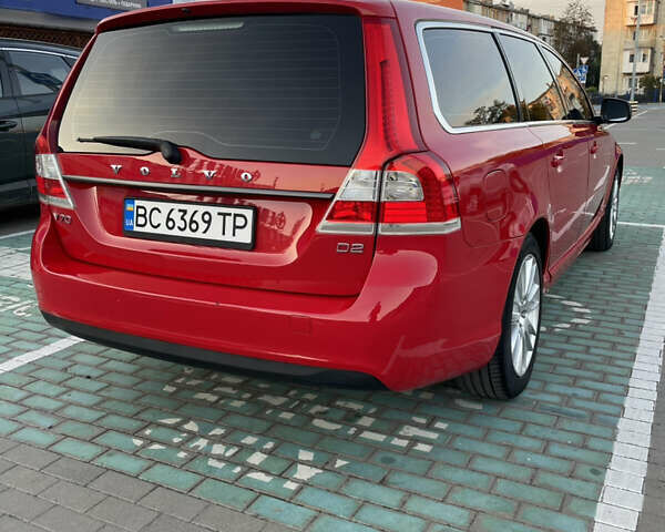 Красный Вольво В70, объемом двигателя 1.56 л и пробегом 290 тыс. км за 9999 $, фото 22 на Automoto.ua